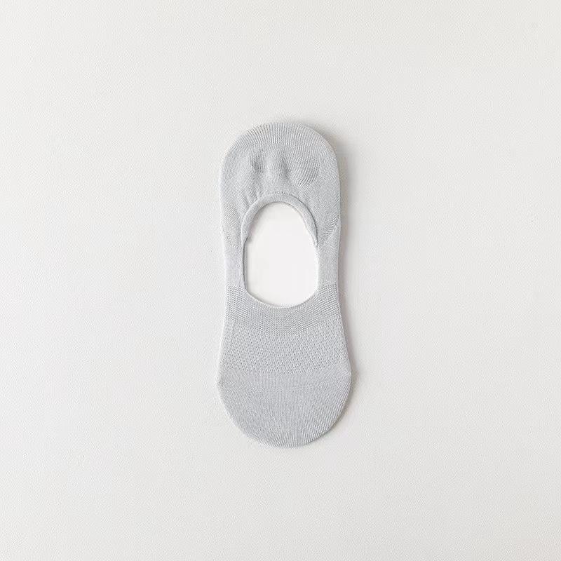 5 Pairs Anti-Slip No Show Socks for Women, Breathable Mesh Liner Socks with Non-Slip Silicone Grip, Thin & Seamless Invisible Socks, a thin style for summer. spring