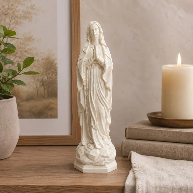 1 piece 7.09-inch Virgin Mary prayer statue, pure white, sincere prayer—may it bring you blessings; made of plastic, easy to carry.