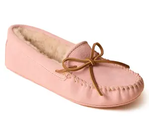 Minnetonka Women's Pile Lined Softsole Suede Slipper