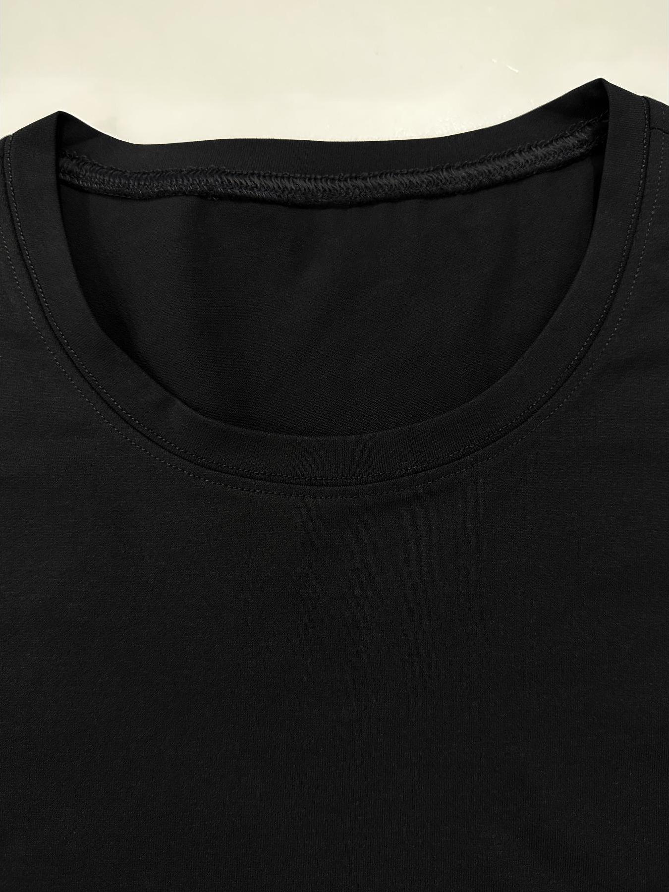 Minimalist Cargo Aesthetic Mens Timeless Athletic Shorts with Sleek Cargo Pocket Detail and Elastic Drawstring Waist for High Street Fashion and Casual Social Outings