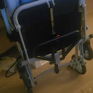 【GARVEE】Ultra Lightweight Portable Folding Transport Wheelchair with Locking Handbrake, Removable Flip Armrests, and Swinging Footrests for Easy Mobility and Comfort