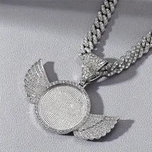 Exaggerated Angel Photo Frame Pendant Necklace for Men & Women Fashionable Rapper Hip Hop Jewelry Self-Pasting Picture Ideal for Friend Gatherings & Birthday Parties