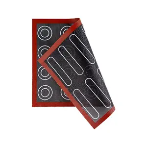 1 Pc Non-Stick Baking Mat – 40×30cm fiberglass silicone oven liner with breathable perforated design. Heat-resistant and reusable, perfect for cookies, bread and baking, easy to clean kitchen essential.