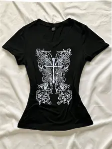 TikTok Viral Y2K Grunge Aesthetic Cross & Wings Graphic Slim Fit V-Neck Tee – Trendy Gothic Emo Style Soft Stretchy Fabric Casual Daily Streetwear Top for E-Girls & Alt Fashion Lovers, Perfect for Concert Outfits, Skater Days, and Cozy Hangouts, Eye-Catch