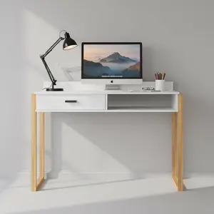 The Dane Desk