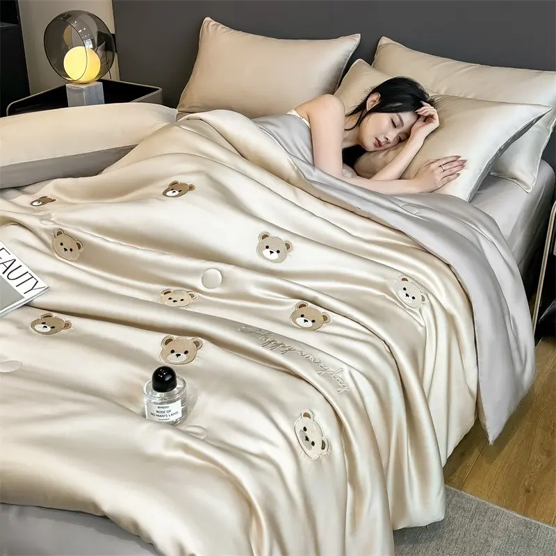 Cool Ice Silk Summer Quilt Dormitory Single Core Double Air Conditioning Quilt, Comfortable Bedding for Home & Travel, Cooling Duvet, Summer Duvet Insert, Air Conditioner Quilt