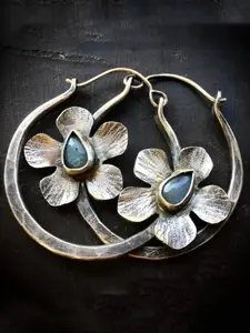 Vintage Silver Flower Hoop Earrings for Women, Handmade Labradorite Teardrop Dangle Earrings, Boho Nature Inspired Statement Jewelry Gift, Statement Hoops Earrings