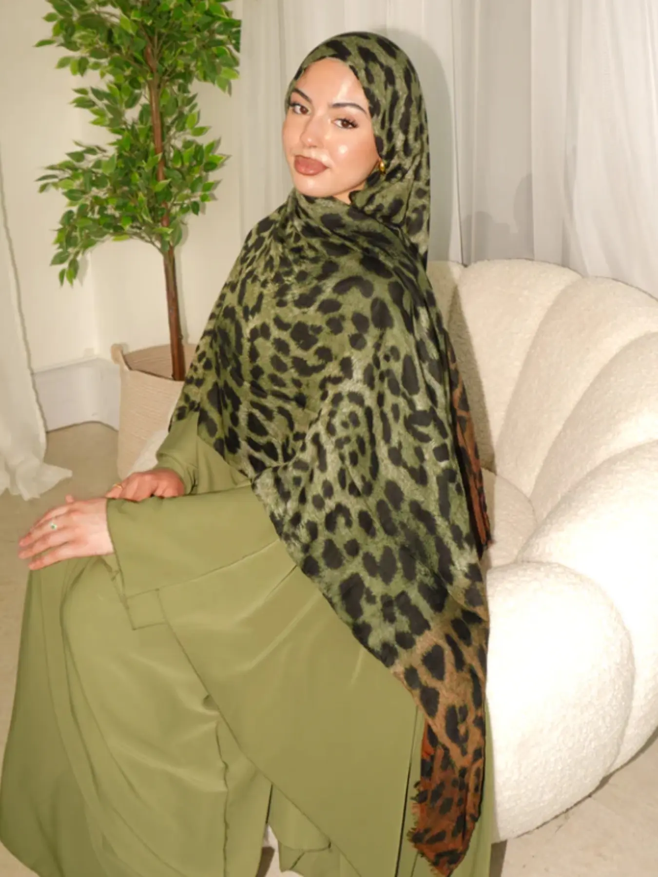Women's Elegant Fashion Scarf Street Style Leopard Gradient Shawl Bohemian Style 85x180cm Head Scarf Hijab, Lightweight Breathable Spring Summer Gift