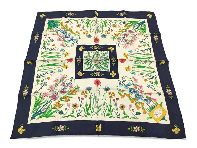 Pre-owned Gucci Silk Scarf Scarve Vintage 60s 100% Silk Floral Flora Made in Italy