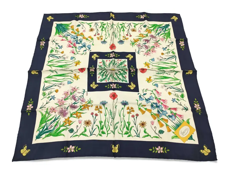 Pre-owned Gucci Silk Scarf Scarve Vintage 60s 100% Silk Floral Flora Made in Italy