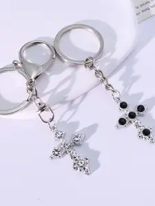 1 Pcs Gothic Style Cross Alloy Keychain, Unisex, Unique Pendant Key Ring, Suitable for Daily Outfit Matching, Ideal Gift for Gothic Fashion Enthusiasts 