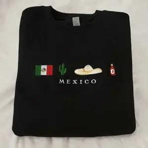 Mexico Embroidered Sweatshirt, Crewneck, Sweater, Black, Beige, Cotton, Mexican, Flag, Sombrero Mariachi, Hot Chili Pepper, Cactus, Cinco de Mayo, Dia De Los Muertos, Taco Tuesday, Dia de la Independencia, Bordado, Picante, Latino, Orgullo, Viva Mexico