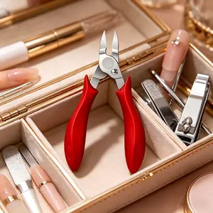Stop struggling with hard-to-reach nails.This precision clipper is a must-have!