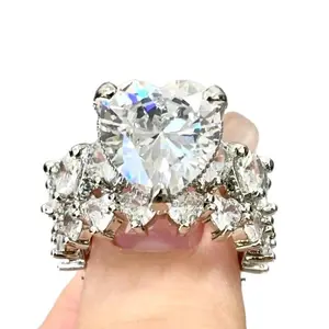 Two-Piece New Heart Ring Set for Women,  Silver Full-Set Heart Rings for Engagement, Wedding, and Party Jewelry