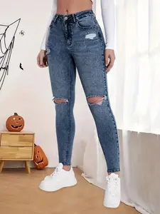 Women's Plain Ripped Button Fly Skinny Pants, High Rise Denim Distressed Jeans, Casual Comfy Pocket Design Trousers for Daily Wear, Ladies Bottoms for All Seasons