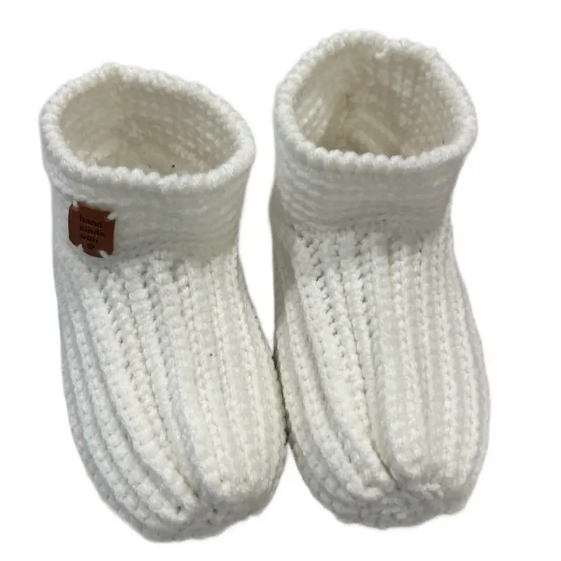 Beautiful Warm White Crochet Shoes - Sizes for Trainers and Runners - Soft and Cozy Design