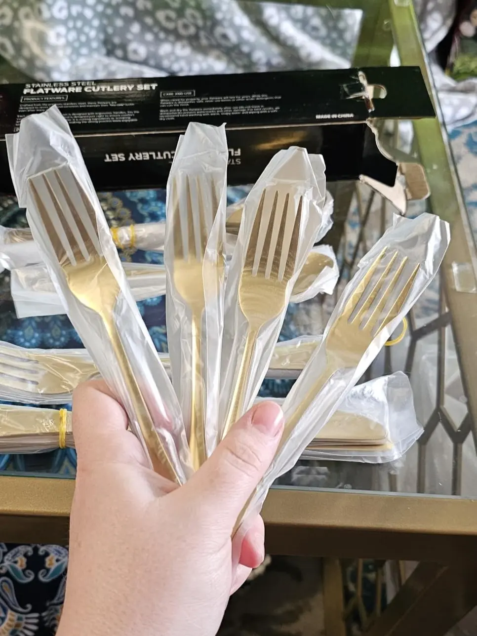 20 Piece Gold Silverware Set Stainless Steel Flatware Set for 4 Food Grade Cutlery