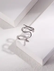 Uniqtier Fluid Wave Sterling Silver Ring