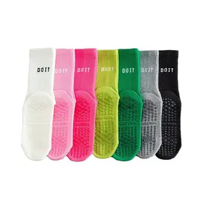 Women Non Slip Pilates Grip Socks, 7 Pairs Cotton Yoga Barre Socks, Anti-Slip Crew & Ankle Workout Training Socks for Studio