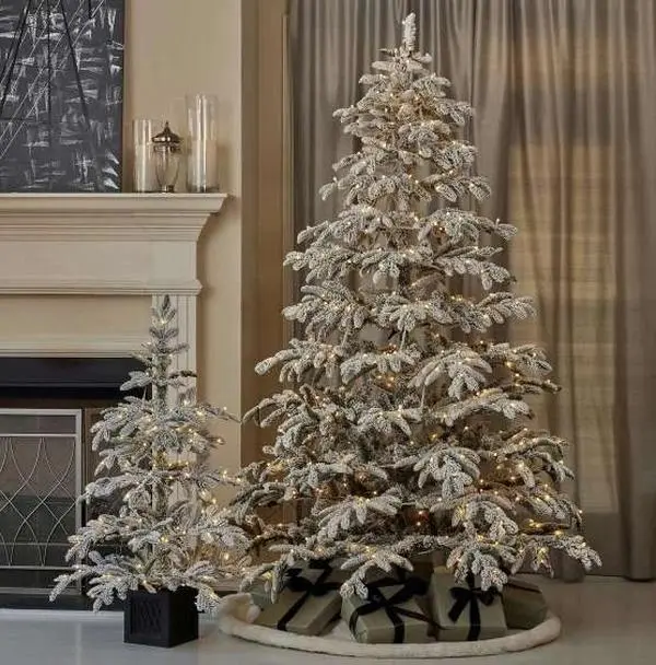 4 Ft Potted Flocked Pine Christmas Tree with 150 Warm White LED Lights