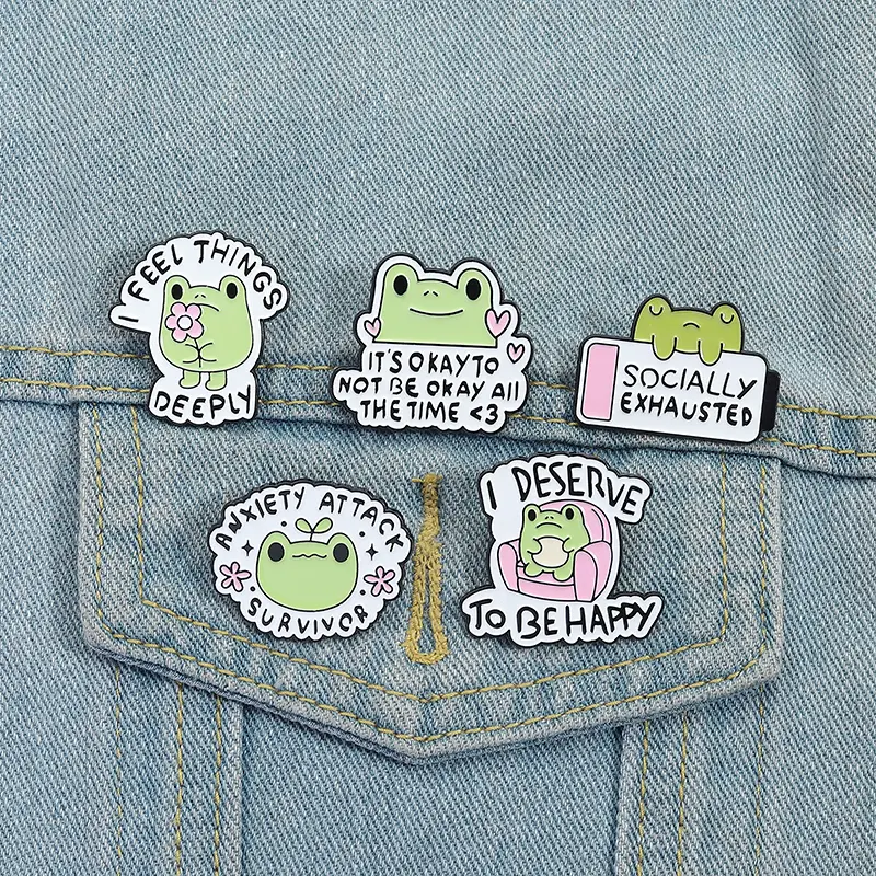 5pcs Cute little frog shaped animal badge, fun and versatile clothing decoration, fixed brooch accessories