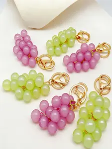 Creative Cute Design Bubble Jelly Grape Keychain, Realistic Fruit Car Key Student Backpack Pendant Gift, Adorable Grape Keyring Accessory