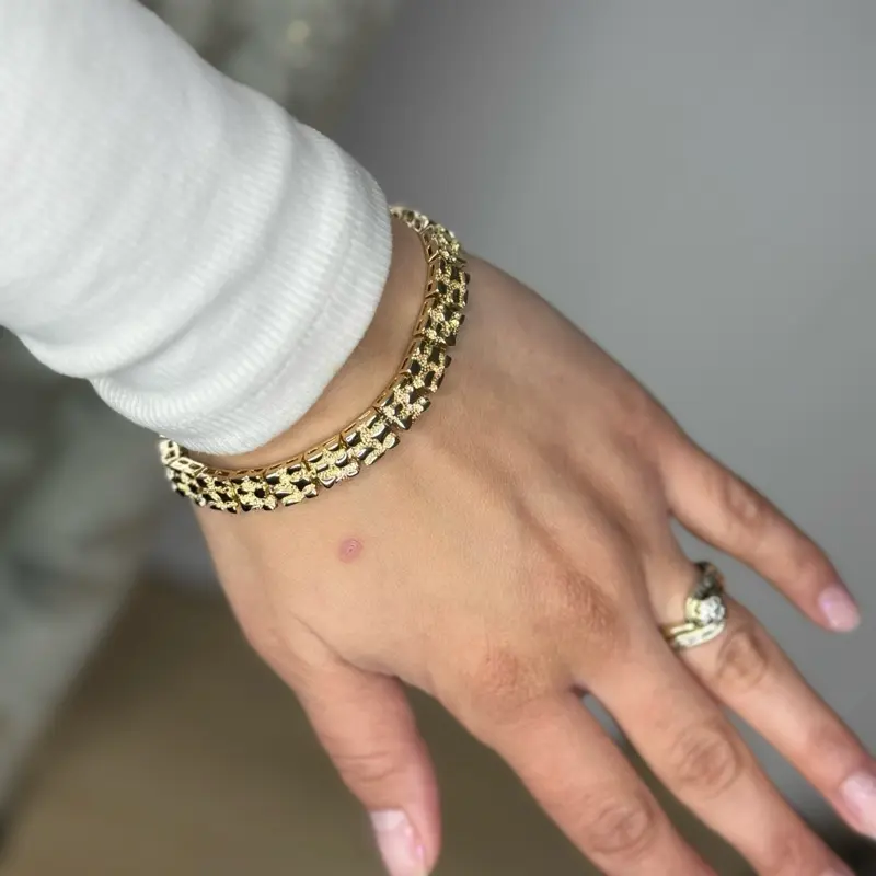 Unisex bracelet for men and women Unisex bracelet for men and women