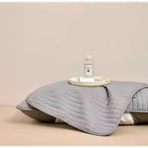 Waterproof Pillowcase Protector - Cool to the touch, resists sweat and stains, breathable pillowcase, comfortable sleep, machine washable, easy to care for, long-lasting dryness, suitable for hot sleepers (pillow insert not included)