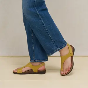 Reece Lemonade Leather