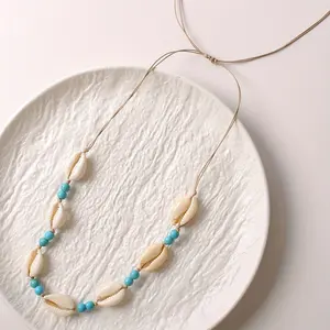 Women's Handmade Boho Shell Beaded Choker Necklace, Cowrie Shell Design, Summer Beach Ocean Style Artificial Gemstone Jewelry Gift for Girls
