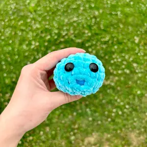 Crochet small stress blob