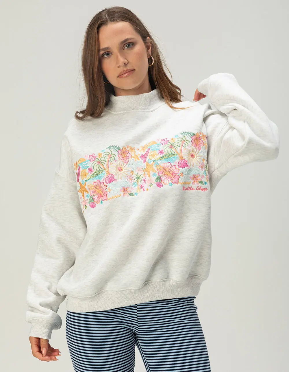 MALIBU SKYYE Womens Mock Neck Sweatshirt MALIBU SKYYE Womens Mock Neck Sweatshirt