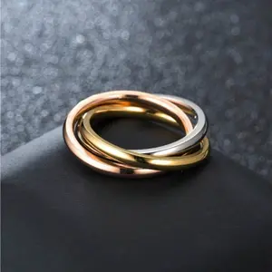 1pc Women Ring, Fashionable Stainless Steel 3-Piece Interlocking Rings Set, Simple Fashion Ring, Gift For Mother's Day, Wedding, Party, Engagement