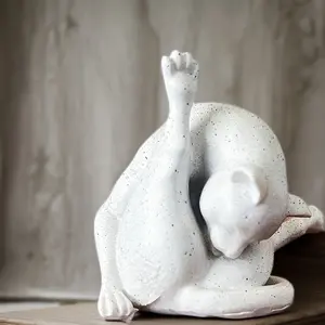 Charming Resin Cat Licking Fur Statue - Home Decor Accessory, Renaissance Art Style, Multi-Functional Decoration for Outdoor & Home Use, Suitable for Gardens, Desks, Potted Plants, Halloween Gifts, Cat-Themed Decor