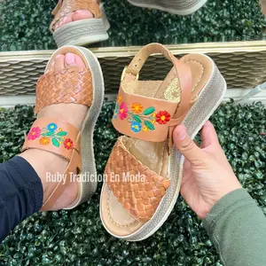 Laura Platforms/ Artisanal Heels / Mexican Embroidered Wedges / Plaforms Floral Shoes / Huaraches Mexicanos / Open Toe/ Mexican Fashion / Huaraches Artesanales Bordados / Zapatillas Bordadas / Mid Heel (3-5 cm)/ Business Look / Casual Outfit