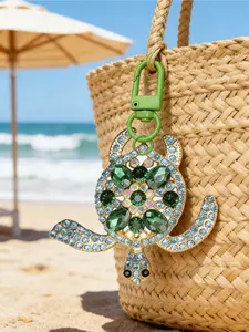 Stylish Turtle Keychain Pendant,Rhinestone Studded Sea Turtle Keychain,Ocean-Themed Alloy Keychain Charm,Bag Charms,Realistic Ocean Animal Creative Pendant, Sparkly Keychain,Suitable For Backpacks, Wallets, Phones, Headphones