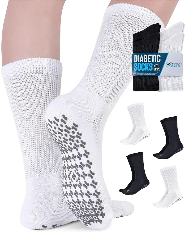 2 Black, 2 White - 4 Pairs (Grip)