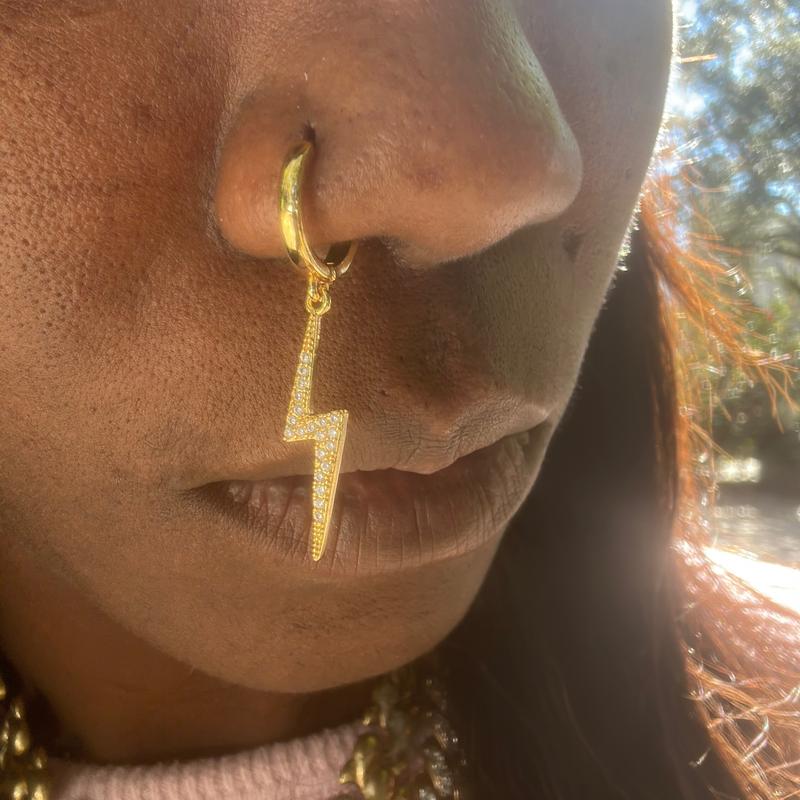 Lightning Bolt Nose Art Piercing Jewelry with Bold Statement