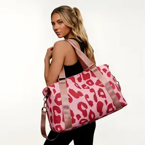 Leopard Print Short Trip Bag, Outdoor Sports Fitness Handbag for Women, Trendy Travel Yoga Tote with Shoe Compartment, Great for Weekend Getaways and Festival Gifts