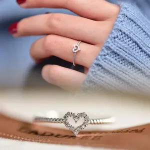 Zircon hollow simple love finger fashion peach heart pinky ring thin circle ring for girlfriend birthday gift party jewelry