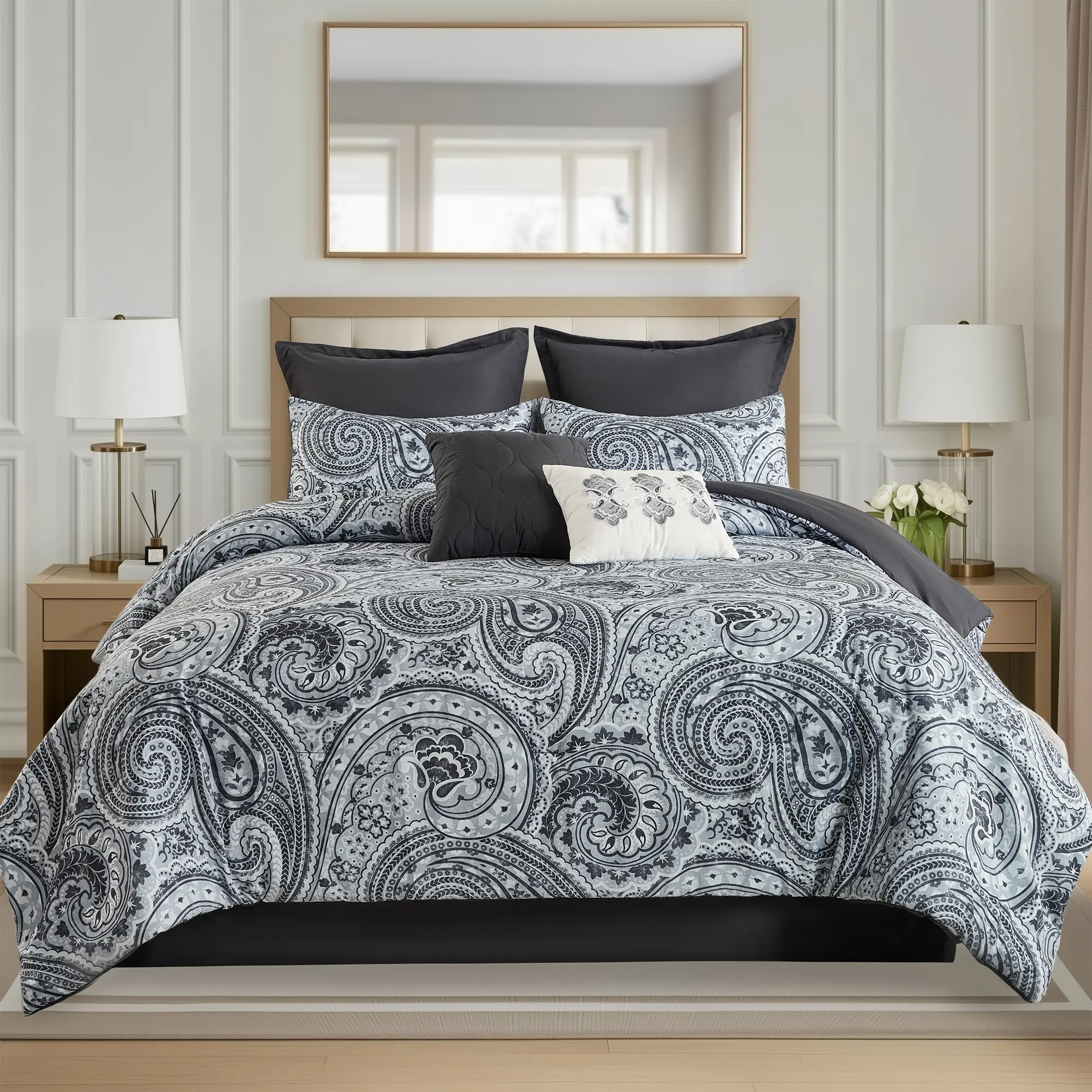 Queen Size 8-Piece Classic Paisley Print Bed Comforter Set - Hypoallergenic, Machine Washable Bedding Set