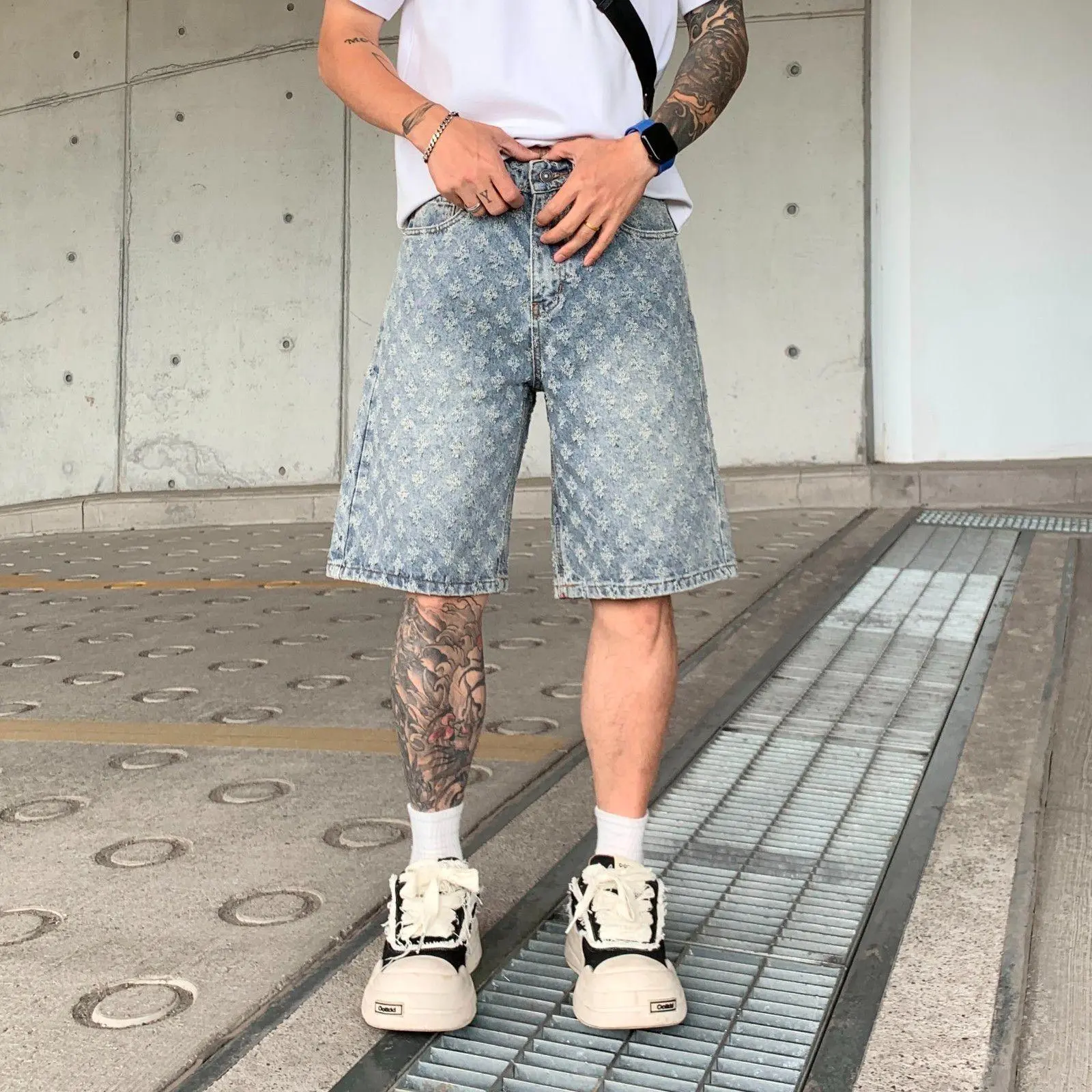 Men's Vintage Denim Jorts with a Relaxed Fit, Stylish Straight Leg Cut with Distressed Holes for Casual Wear, Menswear, Trouser, Classic, Denim Men's Jeans, Simple, Fashion, Cotton, Sweet, Hoodie, Tee, Washed, Coin Pocket, Knee-Length, Loose-Fitting