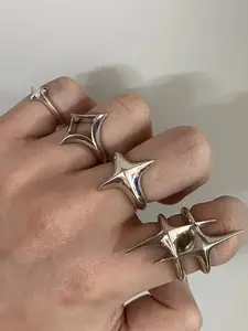 Punk Style 3D Star Metal Ring Set, 4 Piece Punk Ring Series, Plain Pattern, Chainless Design, All Seasons Jewelry, Stackable Rings, Stacking Rings