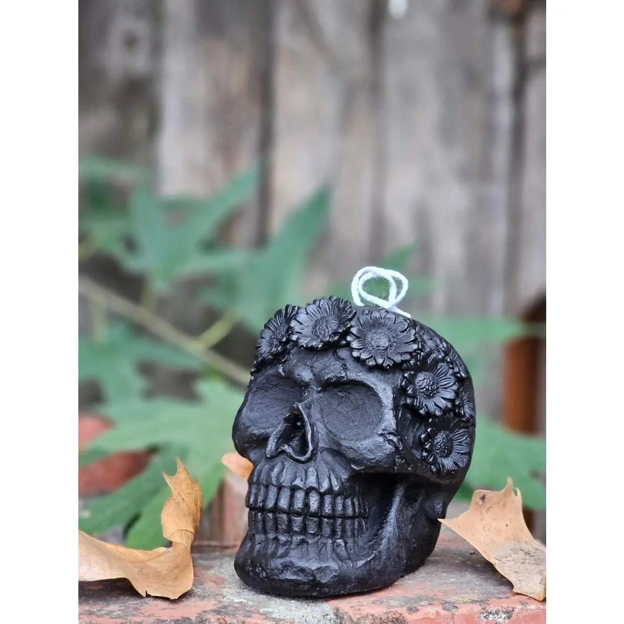 Halloween Flower Skeleton Candle / Natural soy wax - Home / Bathroom / bedroom / Living room / Table Decor