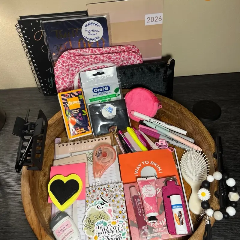 Desert Rose 30 Item Bundle with Assorted Items
