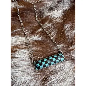 Checkered Pendant Bar Necklace