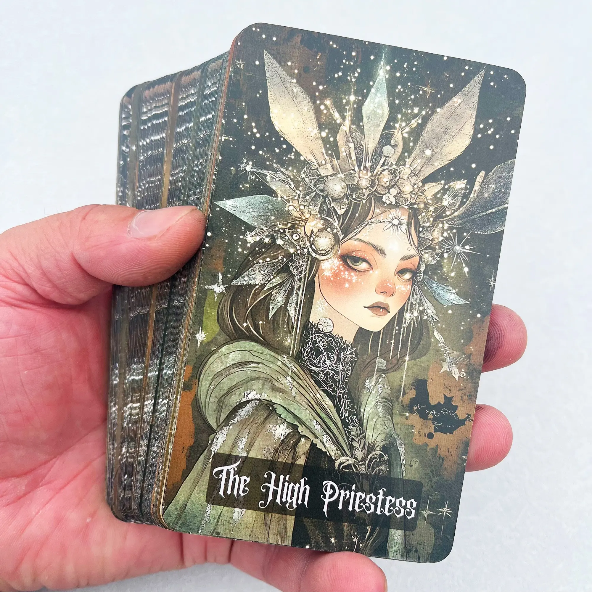 Tarot Card Deck for Beginners, Includes Comprehensive Guide Book, Dreamy Artistry, Dreamy Minimalist Illustration Style, Perfect for Divination Tools, Holographic Tarot Deck, Card Games