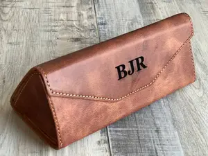 Leather Sunglass Case, Glasses Holder, Personalized Sunglass Cases, Reinforced Sunglass Holder, Handmade Leather Gift, Sunglass Protector