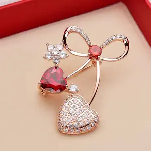 Stylish Heart-Shaped Pin Adorned with Red Stones And Rhinestones - Made from Golden-Tone Metal, Great for Jackets And Suits, a Perfect Gift for Valentine'S Day, a Fashionable Accessory for Autumn | Chic Accessory | Exquisite Craftsmanship