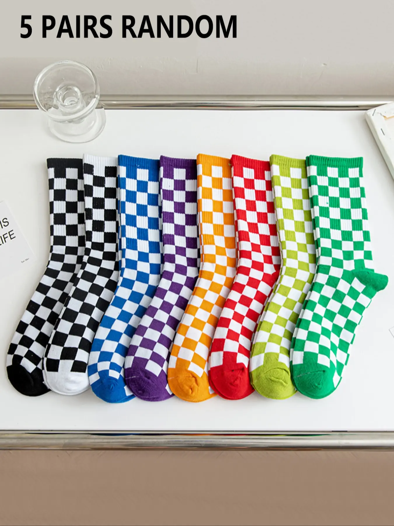 Women's Trendy Casual Hip-Hop Street Skateboard Plaid Fitted Fashion Mid-Calf Socks, All Season Socks, 8 Pairs, Perfect for Daily and Everyday Wear, Comfortable and Stylish, Casual Streetwear, Multicolor Athletic Socks